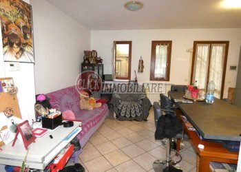 P1090819.JPG - Casa indipendente Borgo San Lorenzo - foto 5