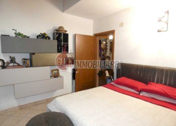 P1090827.JPG - Casa indipendente Borgo San Lorenzo - foto 9