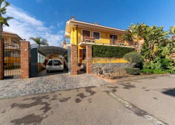 Villa San Gregorio (8).jpg - Casa indipendente Via N. Martoglio 3, San Gregorio di Catania - foto 1