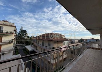 WhatsApp Image 2026-01-28 at 22.19.38 (8).jpeg - Quadrilocale Via Aldo Moro, Fiumefreddo di Sicilia - foto 1