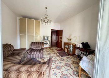 WhatsApp Image 2026-01-28 at 22.19.38 (1).jpeg - Quadrilocale Via Aldo Moro, Fiumefreddo di Sicilia - foto 4