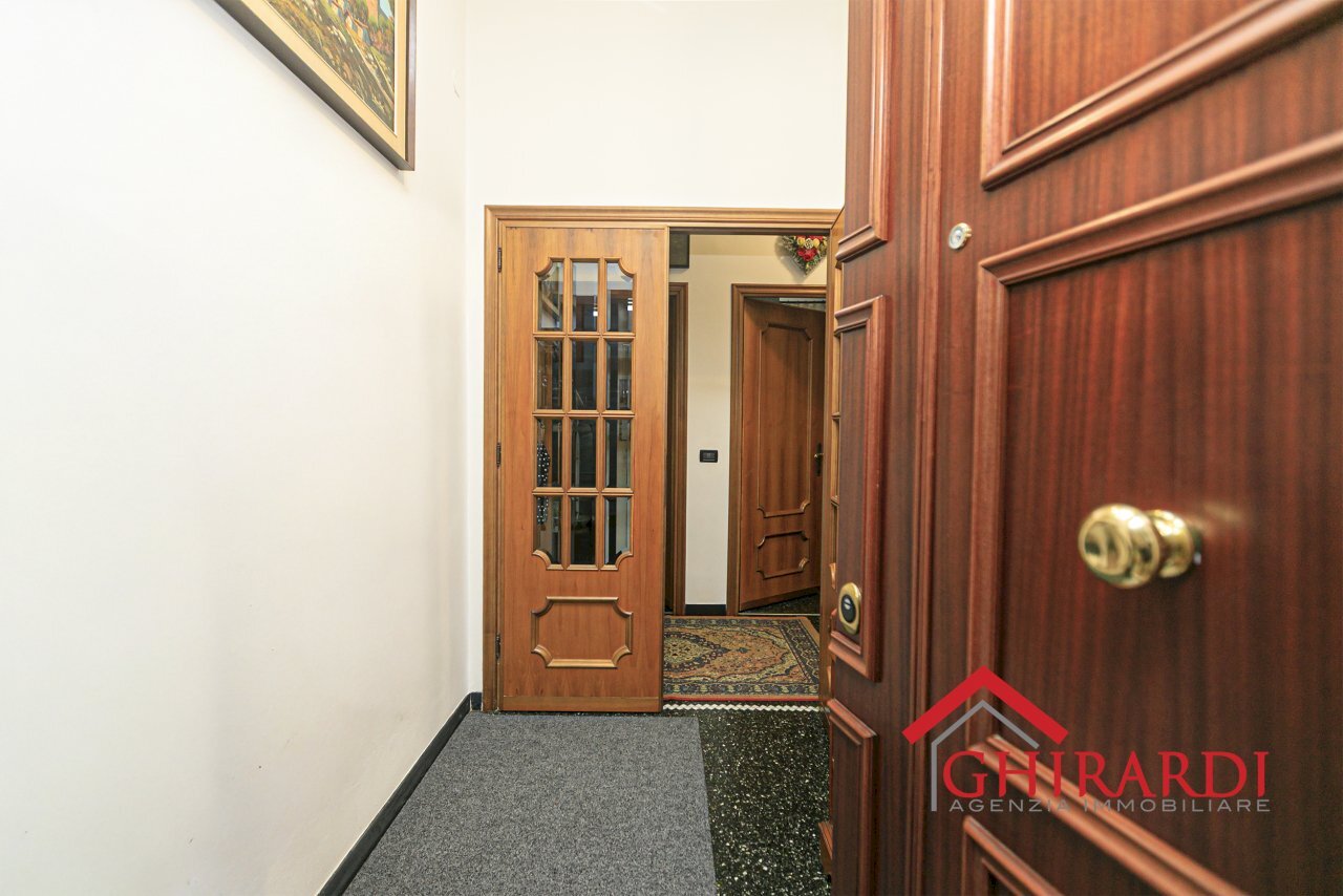 1.0 INGRESSO.jpg - Apartment VIA GALLIANO 21, Genova (neighborhood Sestri Ponente) - photo 2