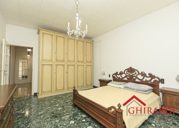 4.3 camera 1.jpg - Appartamento VIA SANT'ALBERTO 13, Genova (zona Sestri Ponente) - foto 20