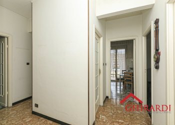 8.0 corridioio.jpg - Appartamento VIA SANT'ALBERTO 13, Genova (zona Sestri Ponente) - foto 29
