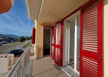 WhatsApp Image 2025-12-19 at 16.18.19 (1).jpeg - Bilocale Medesano - foto 9