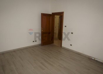 Two-room apartment Via Michele Ferro, 2
Crespellano, Valsamoggia (neighborhood Albareto - Mulini Nuovi) - photo 32