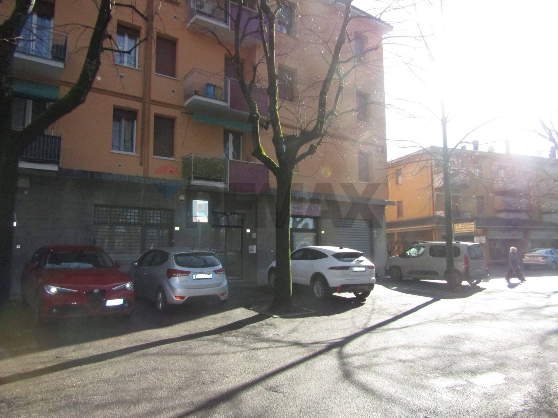Locale Commerciale Via Michele Ferro, 15 
 Crespellano, Valsamoggia (zona Albareto - Mulini Nuovi) - foto 3