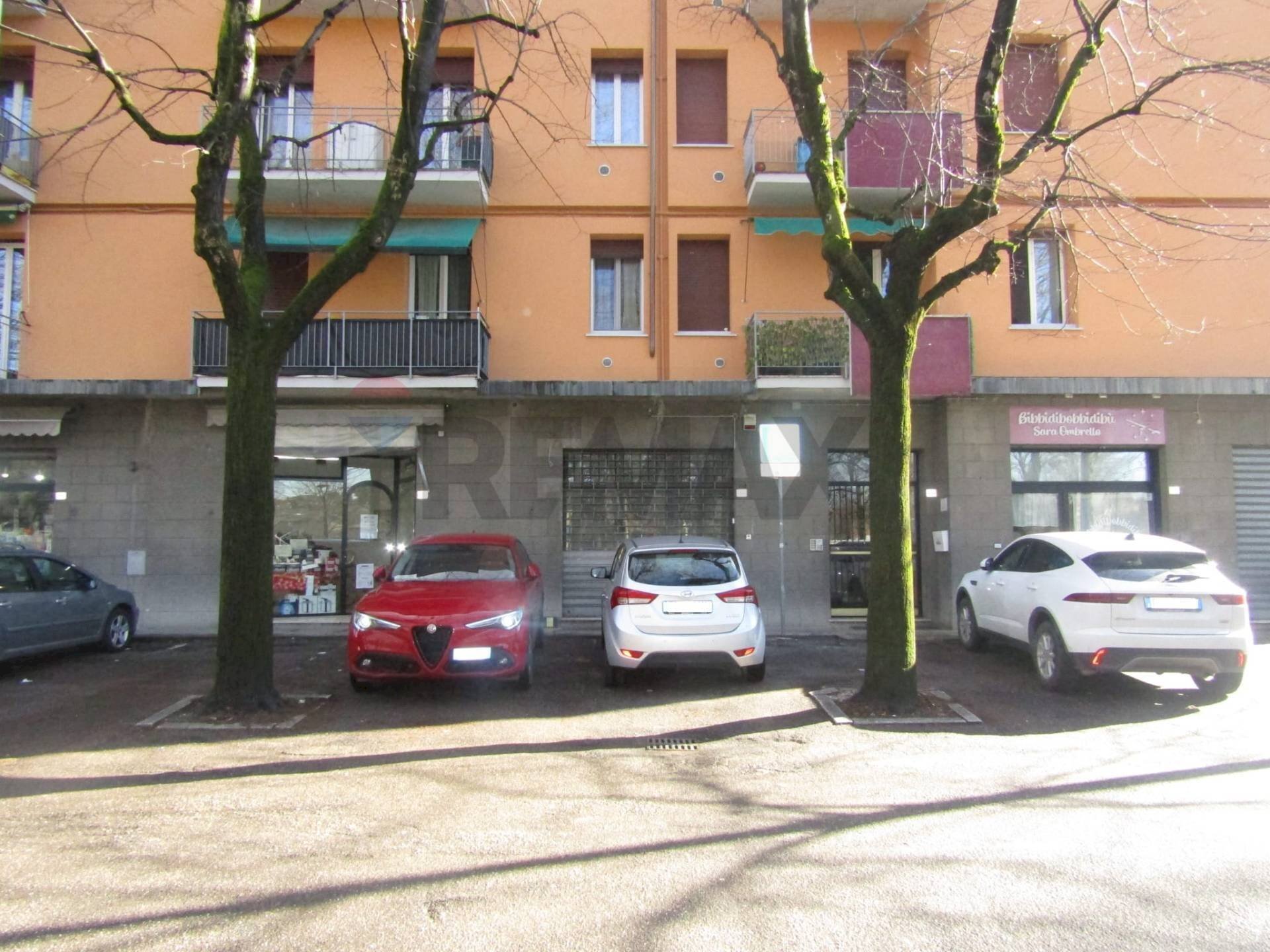 Locale Commerciale Via Michele Ferro, 15 
 Crespellano, Valsamoggia (zona Albareto - Mulini Nuovi) - foto 1