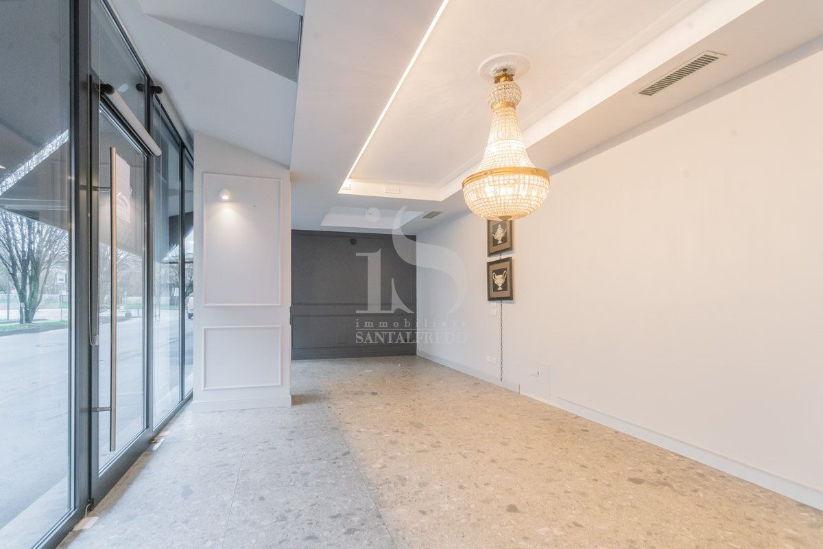 Shop VIA MONTE ROSA, 1, Concorezzo - photo 2