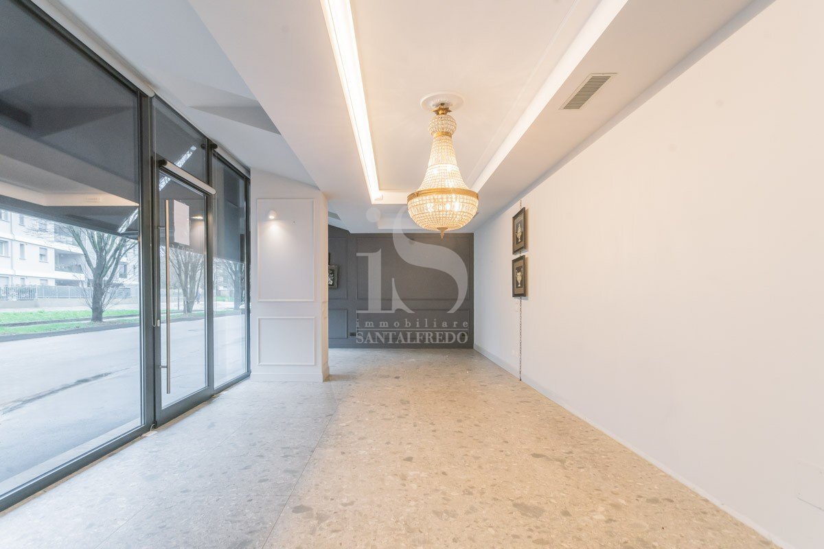 Shop VIA MONTE ROSA, 1, Concorezzo - photo 3