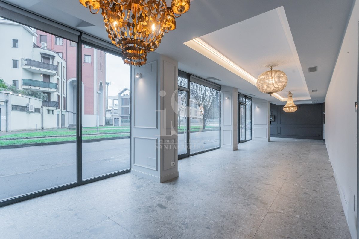 Negozio VIA MONTE ROSA, 1, Concorezzo - foto 1