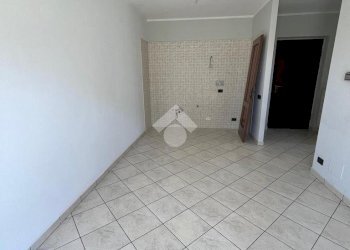 Three-room apartment Via San Giacomo, Leini - photo 4