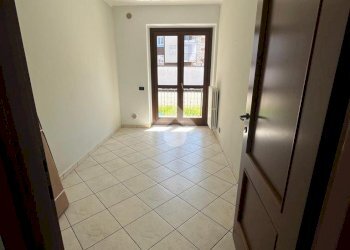 Three-room apartment Via San Giacomo, Leini - photo 8
