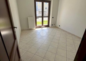 Three-room apartment Via San Giacomo, Leini - photo 12