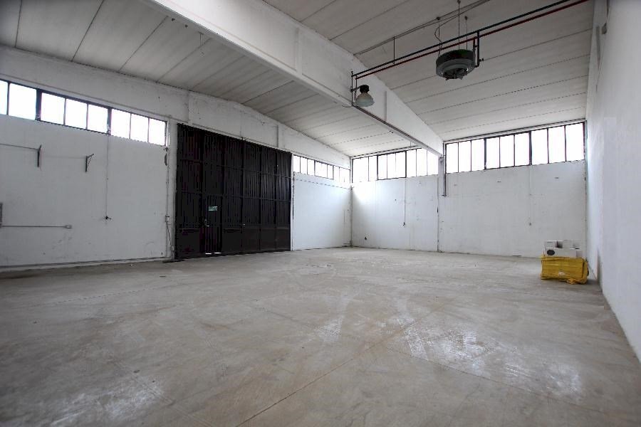 Capannone Bologna - foto 3