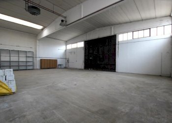 Capannone Bologna - foto 8