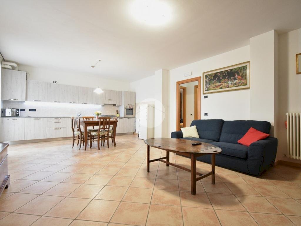 Three-room apartment Via Santarcangiolese, Santarcangelo di Romagna - photo 1