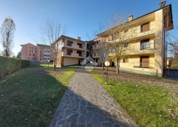 Two-room apartment Via Della Noce, Abbiategrasso - photo 1