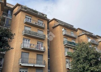 Three-room apartment Via Trento, Parma (neighborhood San Leonardo) - photo 3