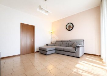 Three-room apartment Via Arturo Graf, Milano (neighborhood Quarto Oggiaro) - photo 18