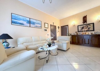 Three-room apartment Via piave, Cesate - photo 4