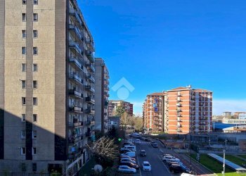 Three-room apartment Viale friuli, Cinisello Balsamo - photo 1