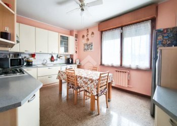 Three-room apartment Via Caravaggio, Cormano - photo 2