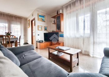 Three-room apartment Via Caravaggio, Cormano - photo 7