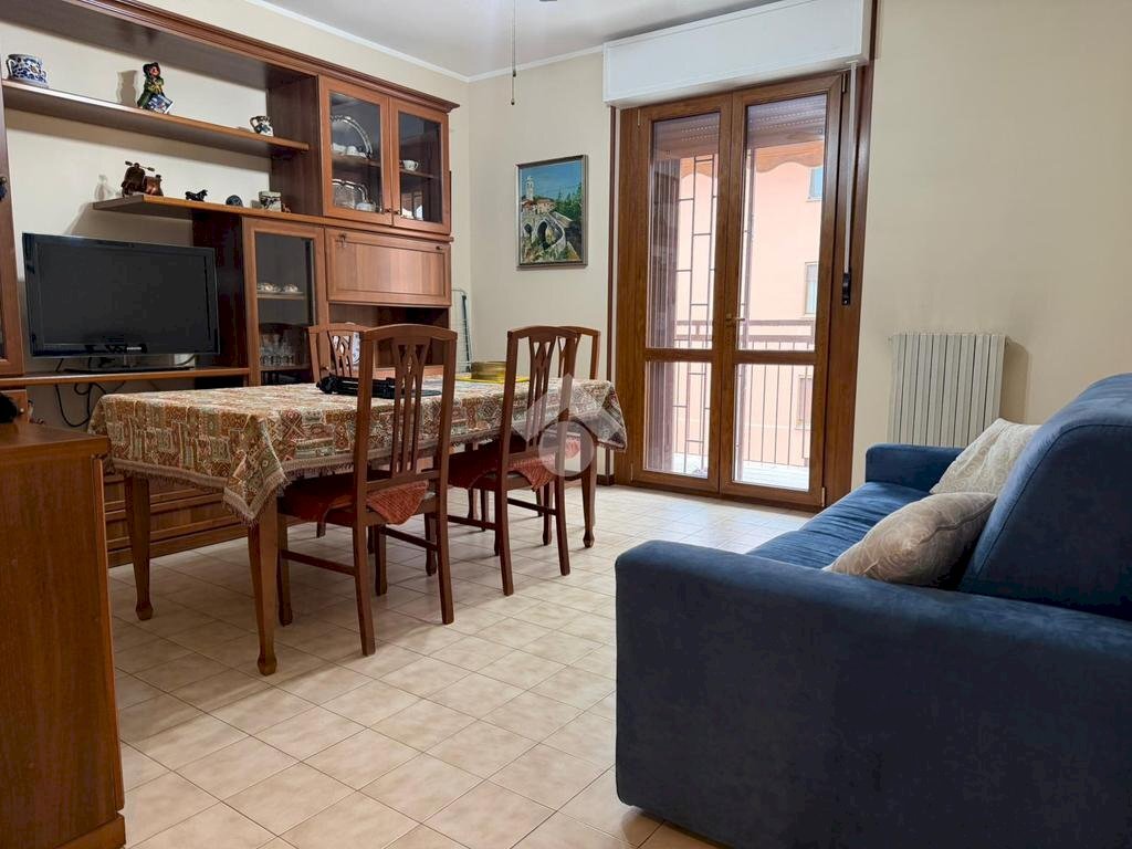 Three-room apartment Via Pietro Nenni, Vignate - photo 2