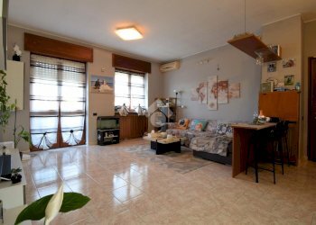 Three-room apartment Via Alfieri, Rozzano - photo 5