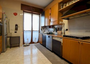 Three-room apartment Via Alfieri, Rozzano - photo 9