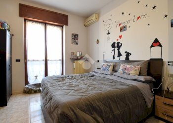 Three-room apartment Via Alfieri, Rozzano - photo 24