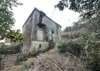 Villa Via Giuseppe Torre, Serra Riccò - photo 2