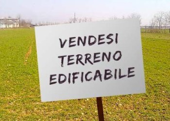 Terreno edificabile Russi - foto 1