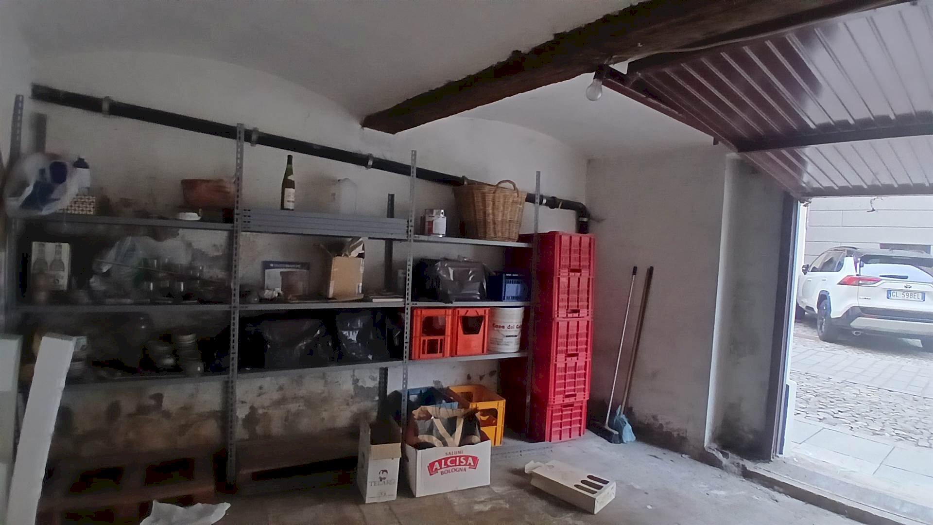 Attività Commerciale Via San Pietro 28, Modena (zona Circoscrizione 1) - foto 3