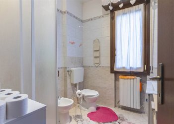 Quadrilocale Viale Antonio Gramsci 371, Modena (zona Crocetta) - foto 14