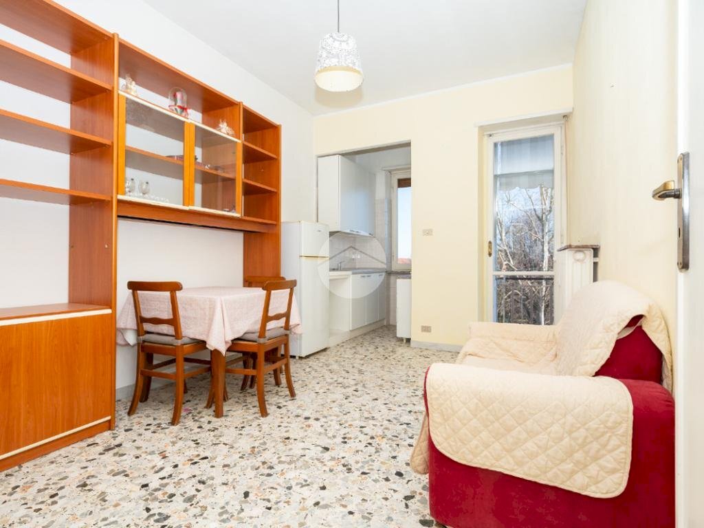 Two-room apartment Via Enrico Toti, Beinasco - photo 1