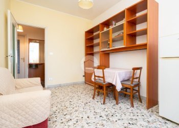 Two-room apartment Via Enrico Toti, Beinasco - photo 4