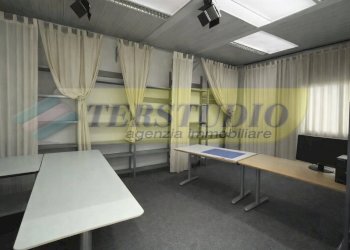 Foto 15 - Capannone strada privinciale 181
 
11, Merlino - foto 15