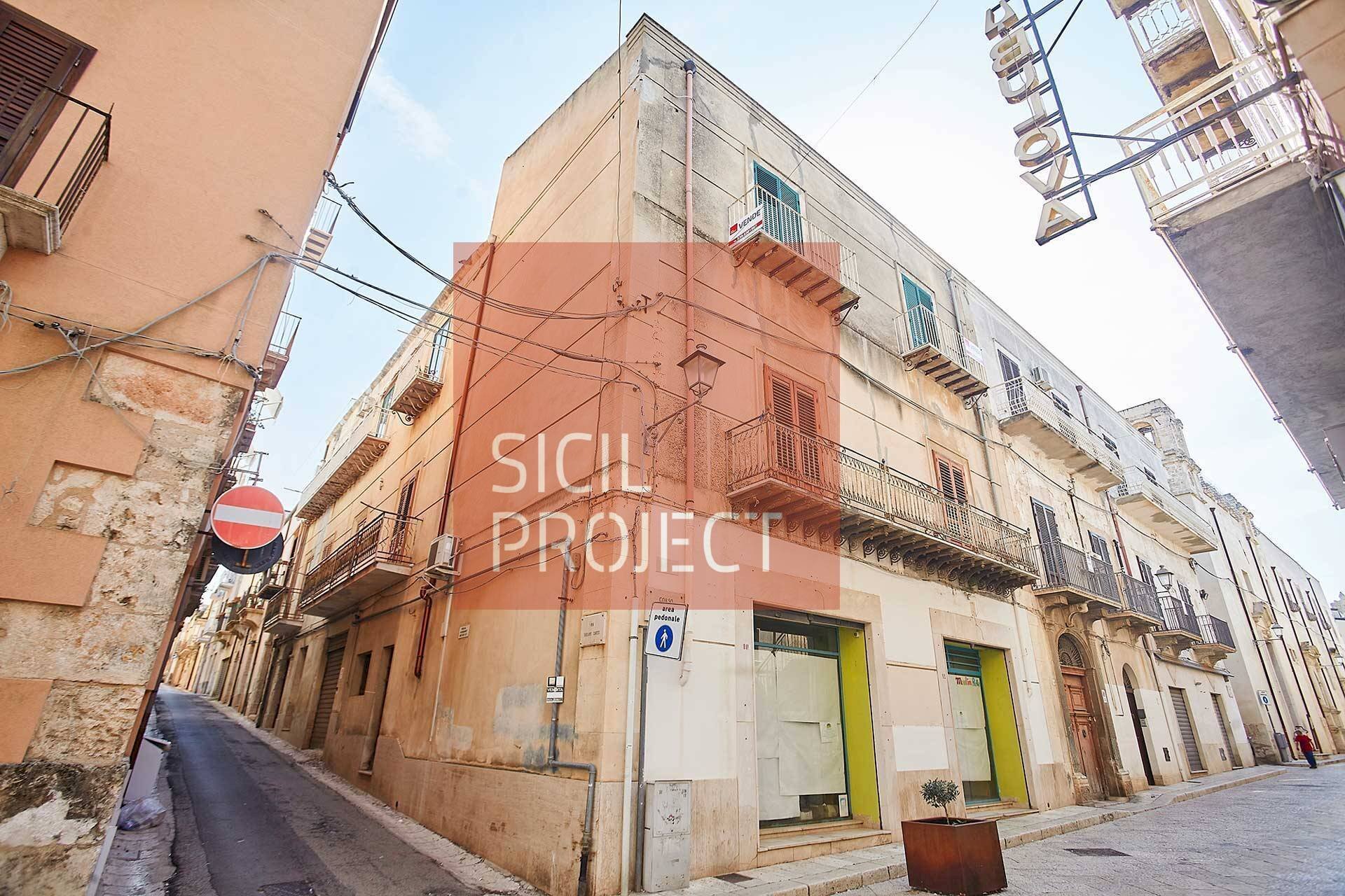 Facciata Corso VI Aprile/ G. Caruso - Apartment Corso VI Aprile, Alcamo - photo 1