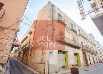 Facciata Corso VI Aprile/ G. Caruso - Apartment Corso VI Aprile, Alcamo - photo 1