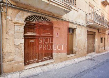 Ingresso/Cantina/Garage - Apartment Corso VI Aprile, Alcamo - photo 14