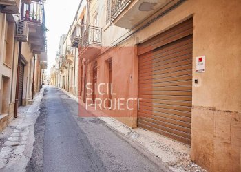 Facciata Via G. Caruso - Apartment Corso VI Aprile, Alcamo - photo 15