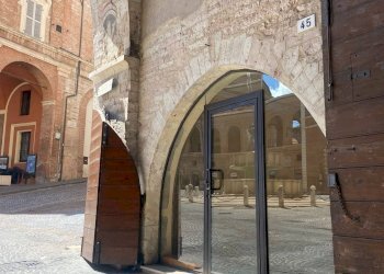 Foto 17 - Locale Commerciale Corso della Repubblica, Fabriano - foto 17