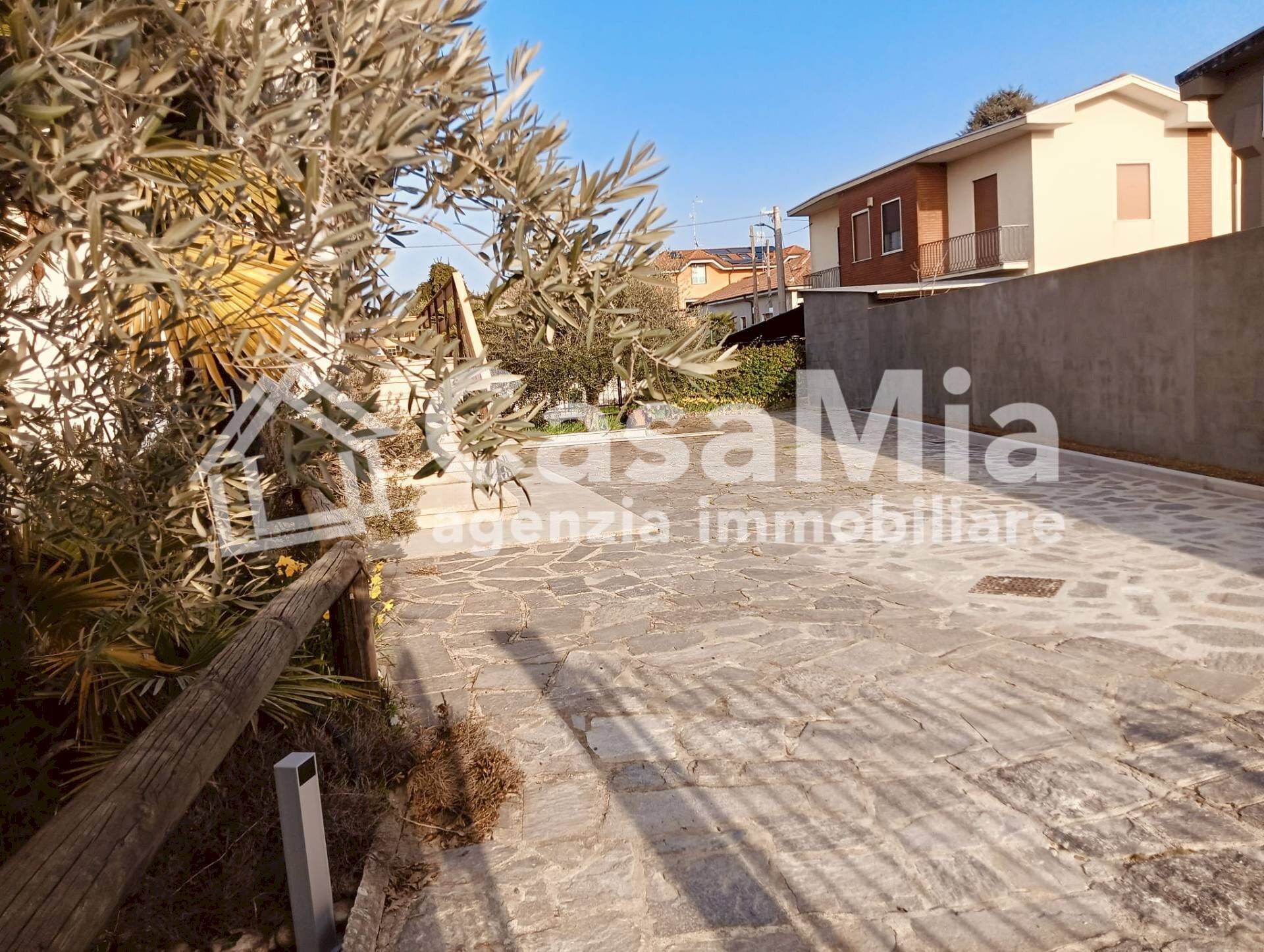 Foto 2 - Villa Via Pietro Micca
 
11, Villa Cortese - foto 2