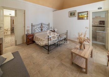 Foto 12 - Villa Via Fasano
 
5, Locorotondo - foto 12