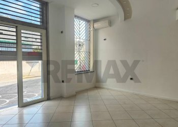 Stanza vuota - Locale Commerciale via Nuova Padre Ludovico
 
24, Casoria - foto 1