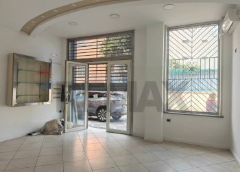 Stanza vuota - Locale Commerciale via Nuova Padre Ludovico
 
24, Casoria - foto 4