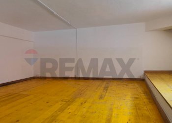 Stanza vuota - Locale Commerciale via Nuova Padre Ludovico
 
24, Casoria - foto 7