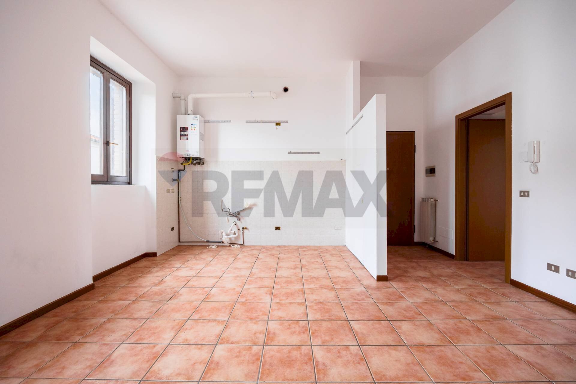 Stanza vuota - Trilocale Ornago - foto 2